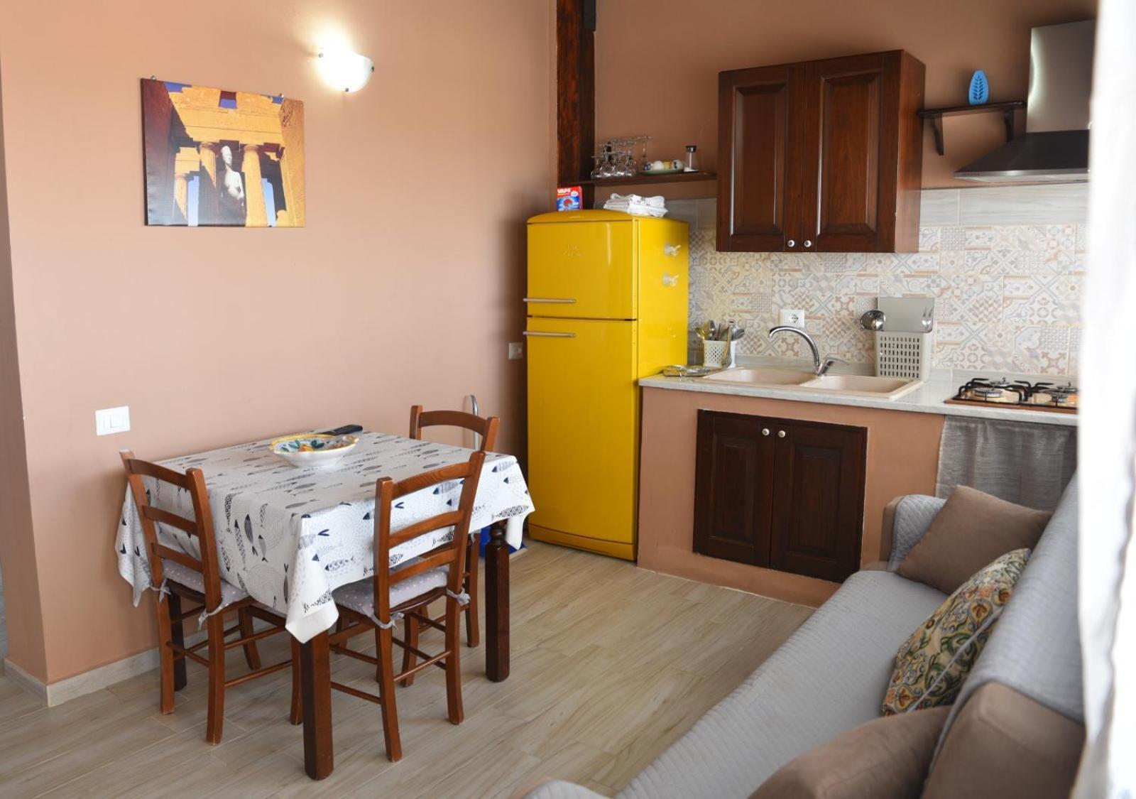 Casa Vacanze Abbacari Realmonte Habitación foto